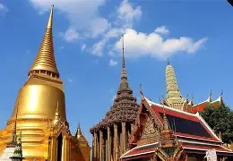 泰国羽毛球队翻盘丹麦羽毛球队，斯里坎特制霸全场