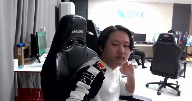 DK力克DRX，Canyon极限生还后反打鏖战多局小组赛，成为赛场最大亮点